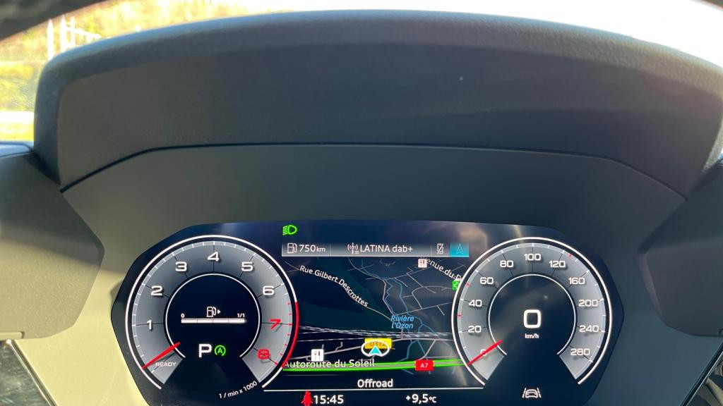 Nouvelle AUDI A3 SPORTBACK 1.5 35 TFSI - 150 - S-Tronic 7  8Y SPORTBACK S line