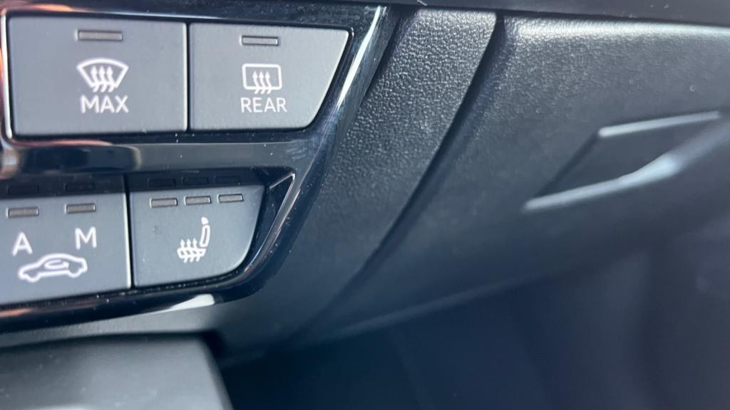 Nouvelle AUDI A3 SPORTBACK 1.5 35 TFSI - 150 - S-Tronic 7  8Y SPORTBACK S line