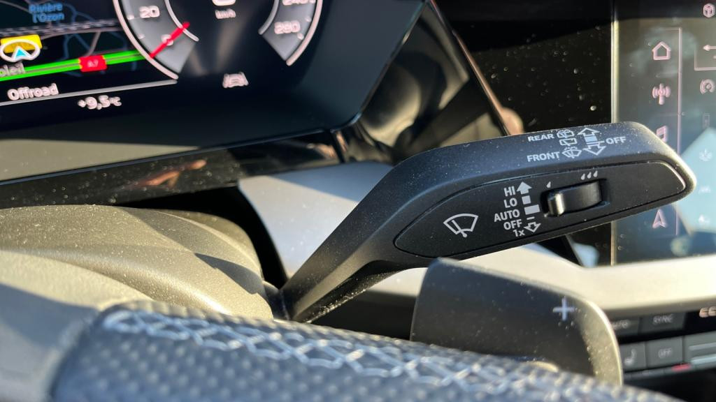 Nouvelle AUDI A3 SPORTBACK 1.5 35 TFSI - 150 - S-Tronic 7  8Y SPORTBACK S line