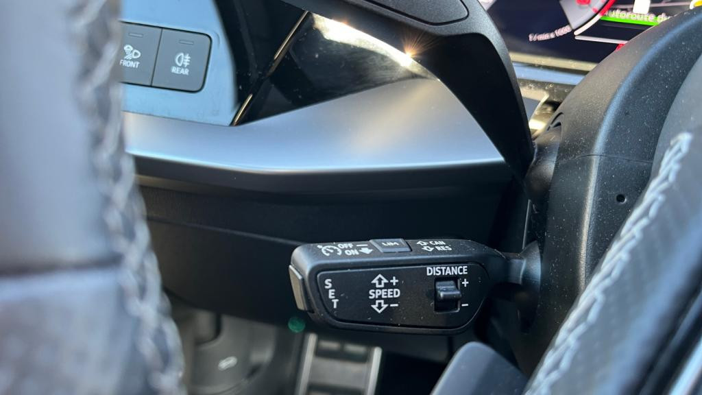 Nouvelle AUDI A3 SPORTBACK 1.5 35 TFSI - 150 - S-Tronic 7  8Y SPORTBACK S line