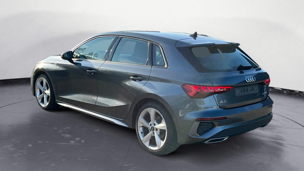 Nouvelle AUDI A3 SPORTBACK 1.5 35 TFSI - 150 - S-Tronic 7  8Y SPORTBACK S line