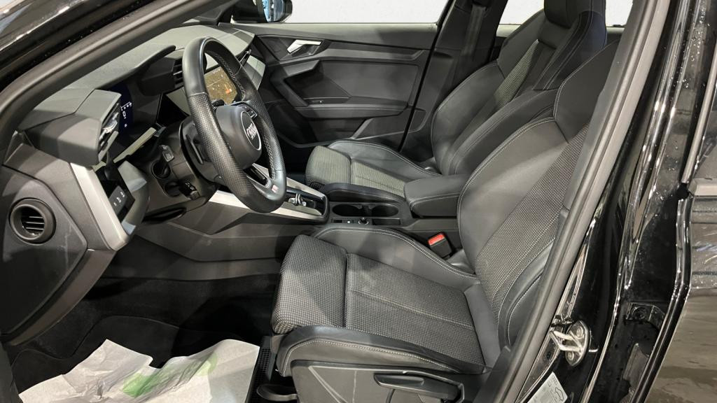 Nouvelle AUDI A3 SPORTBACK 1.5 35 TFSI - 150 - S-Tronic 7  8Y SPORTBACK S line