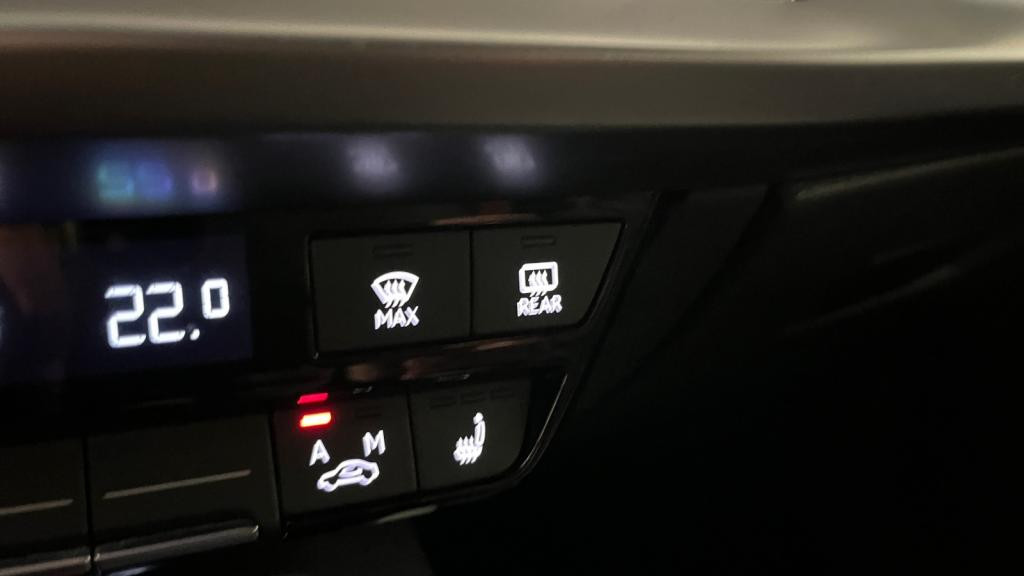 Nouvelle AUDI A3 SPORTBACK 1.5 35 TFSI - 150 - S-Tronic 7  8Y SPORTBACK S line