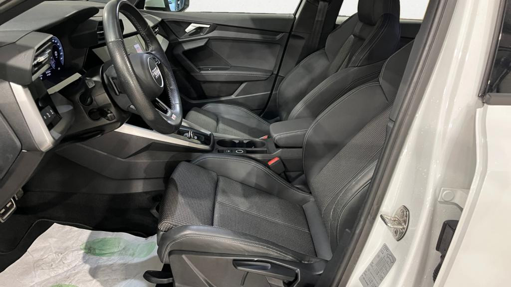 Nouvelle AUDI A3 SPORTBACK 1.5 35 TFSI - 150 - S-Tronic 7  8Y SPORTBACK S line