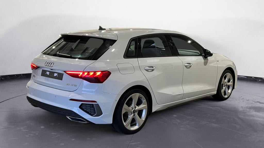Nouvelle AUDI A3 SPORTBACK 1.5 35 TFSI - 150 - S-Tronic 7  8Y SPORTBACK S line