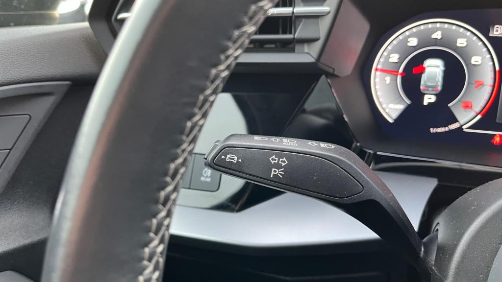 Nouvelle AUDI A3 SPORTBACK 1.5 35 TFSI - 150 - S-Tronic 7  8Y SPORTBACK S line