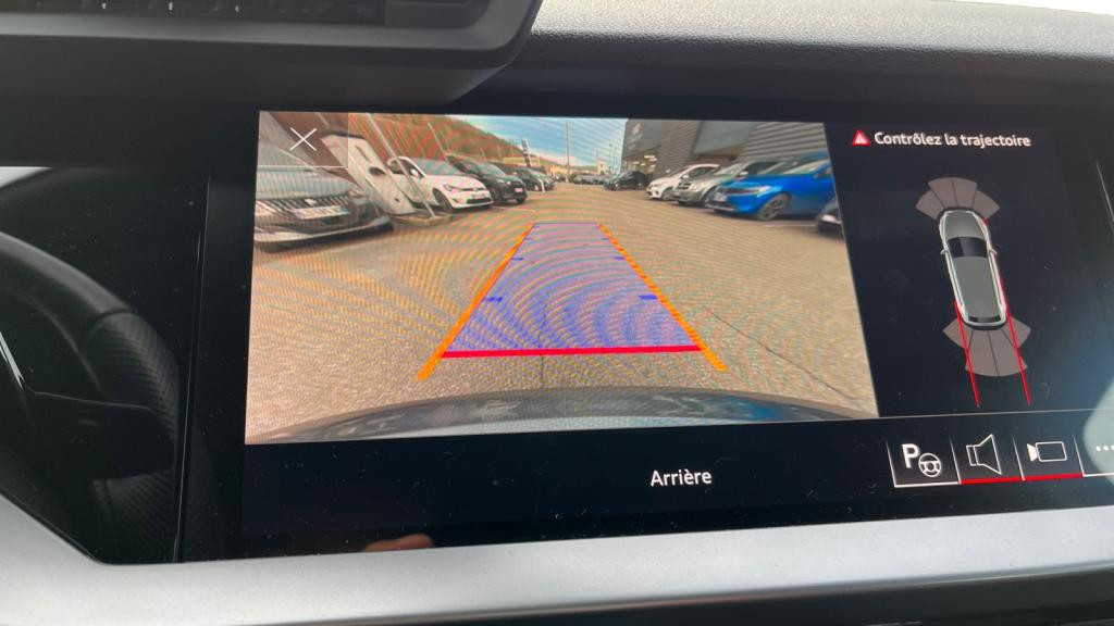 Nouvelle AUDI A3 SPORTBACK 1.5 35 TFSI - 150 - S-Tronic 7  8Y SPORTBACK S line