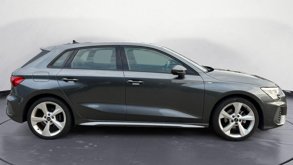 Nouvelle AUDI A3 SPORTBACK 1.5 35 TFSI - 150 - S-Tronic 7  8Y SPORTBACK S line