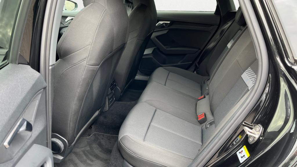 AUDI A3 SPORTBACK 2.0 35 TDI - 150 - S-Tronic 7  8Y SPORTBACK Design