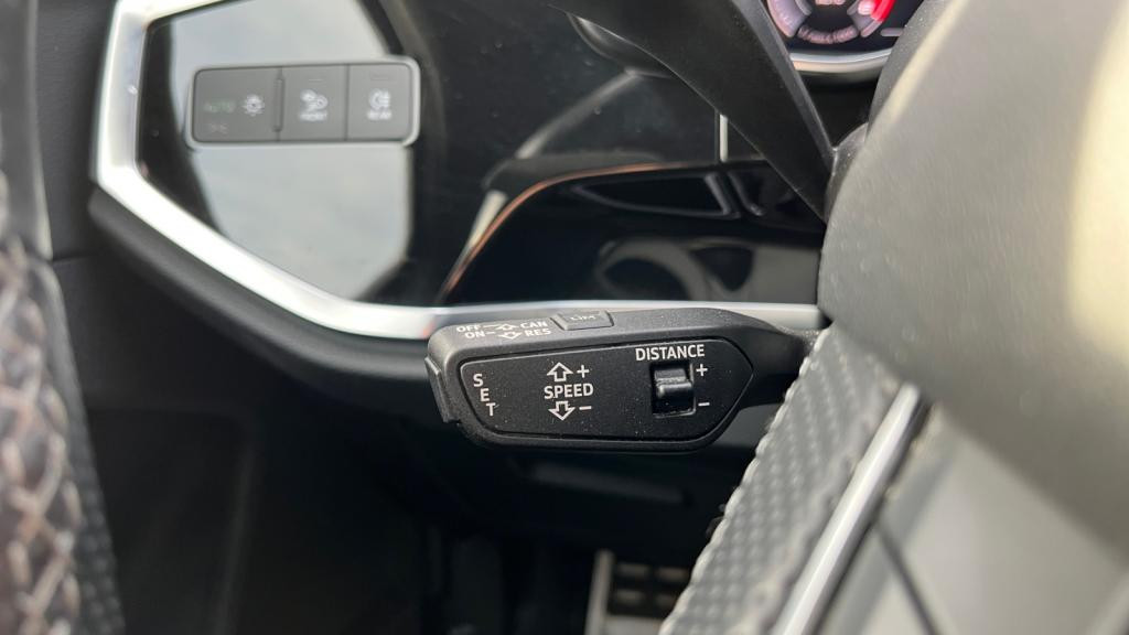 AUDI Q3 SPORTBACK  Sportback Quattro TDI 200 S-tronic S Line - Toit Ouvrant - Pack Black - Cuir