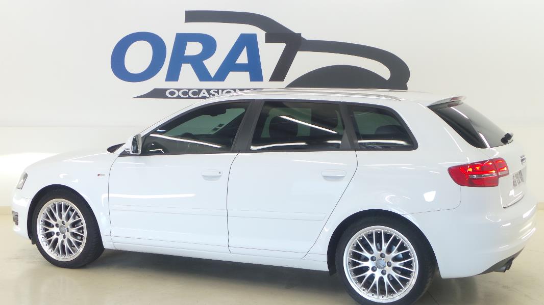 AUDI A3 SPORTBACK 2.0 TDI140 DPF S LINE