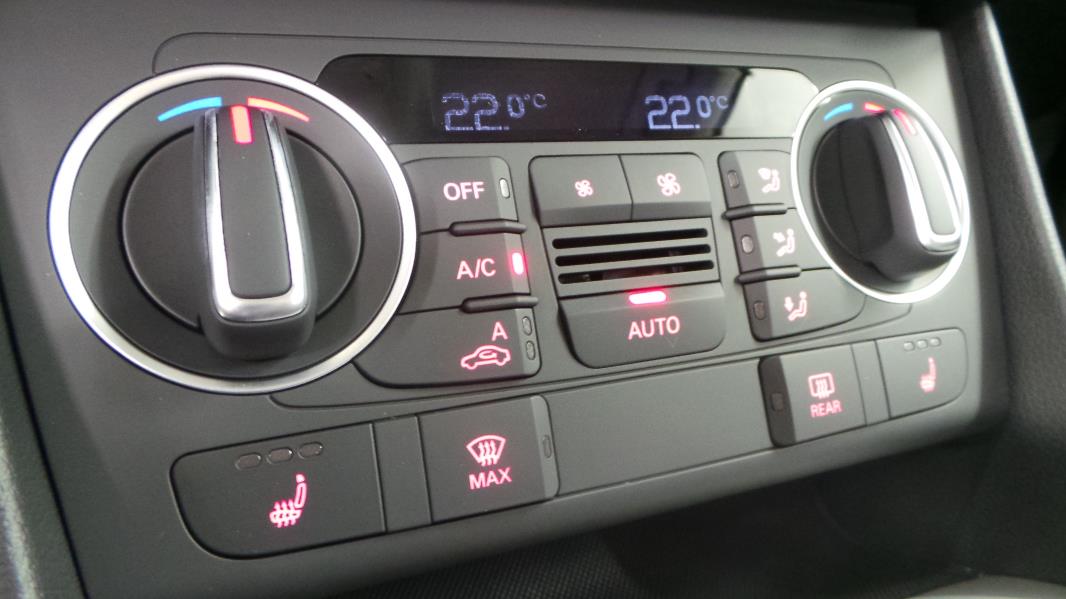 AUDI Q3 2.0 TDI 150 QUATTRO S TRONIC