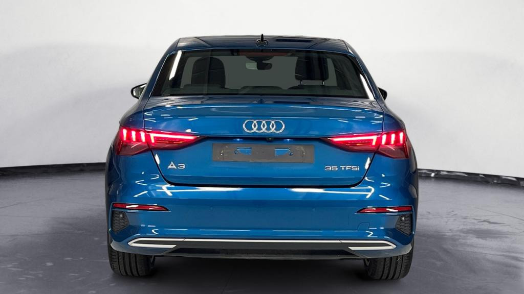 AUDI A3 BERLINE 1.5 35 TFSI - 150 - S-Tronic 7  8Y Design luxe