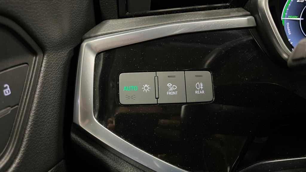 AUDI Q3  1.4 45 TFSI e - 245 - S-Tronic 6  Design 