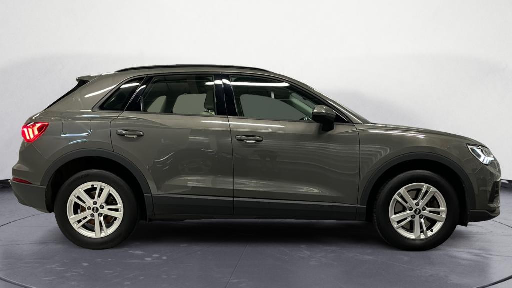 AUDI Q3  1.4 45 TFSI e - 245 - S-Tronic 6  Design 