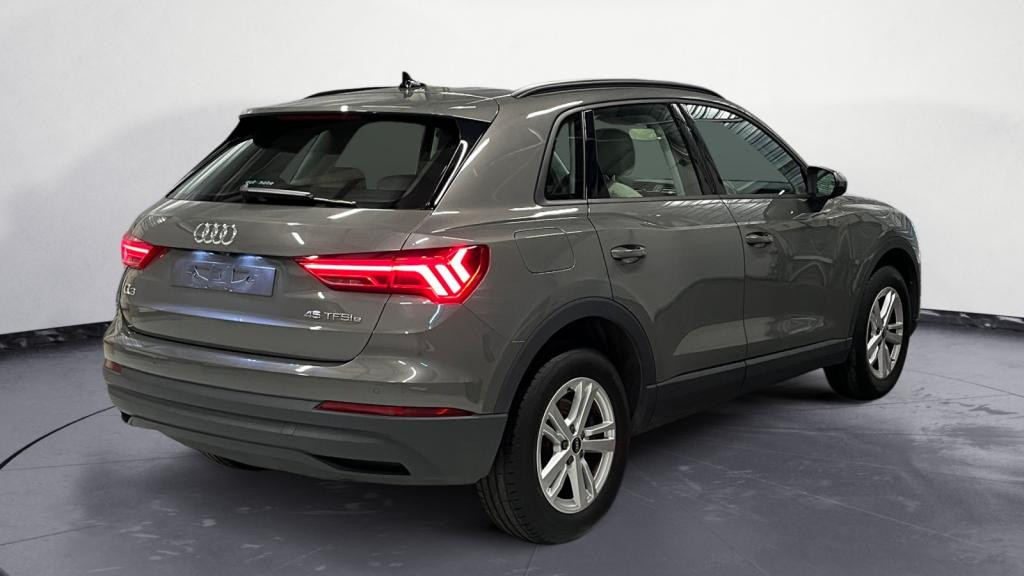 AUDI Q3  1.4 45 TFSI e - 245 - S-Tronic 6  Design 