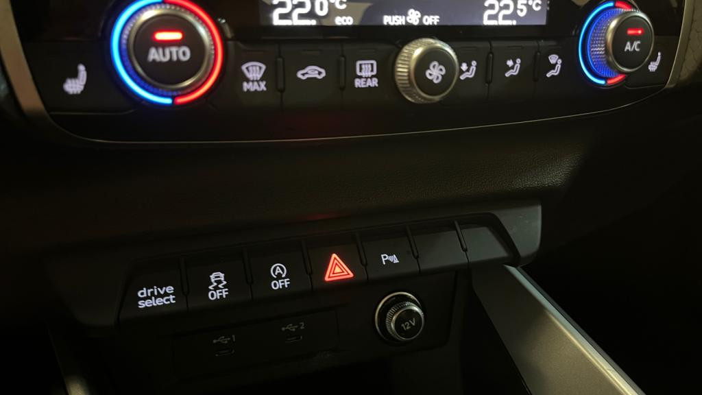 AUDI A1 SPORTBACK 1.0 30 TFSI - 110 -  S-Tronic Design Luxe 