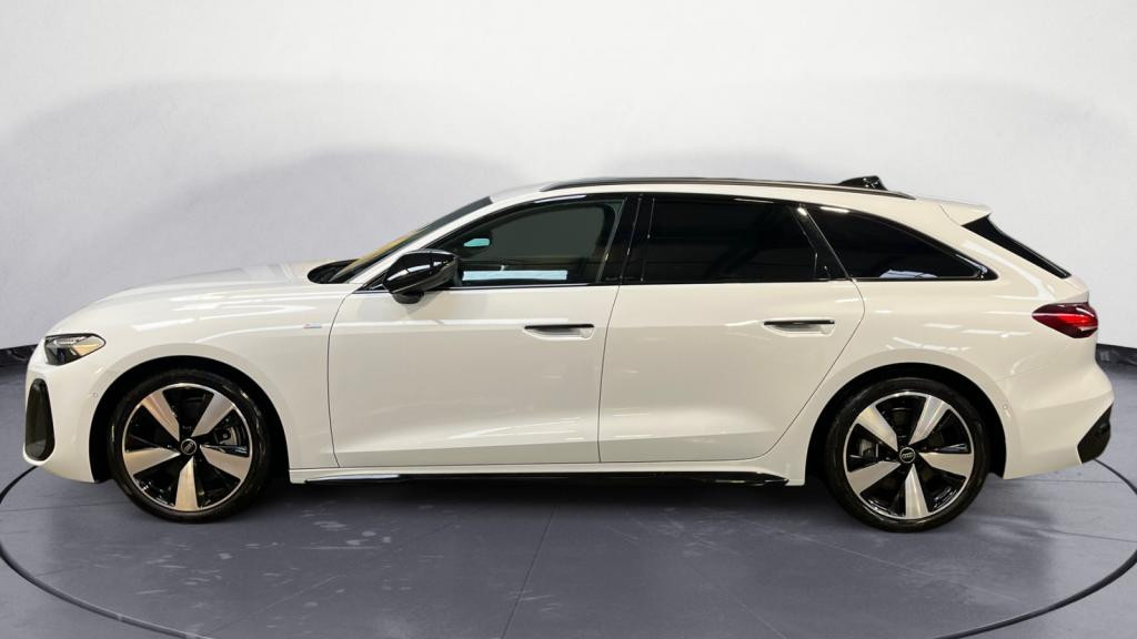 Nouvelle AUDI A5  Avant 2.0 TDI - 204 - S-tronic  AVANT 2024 BREAK S line 