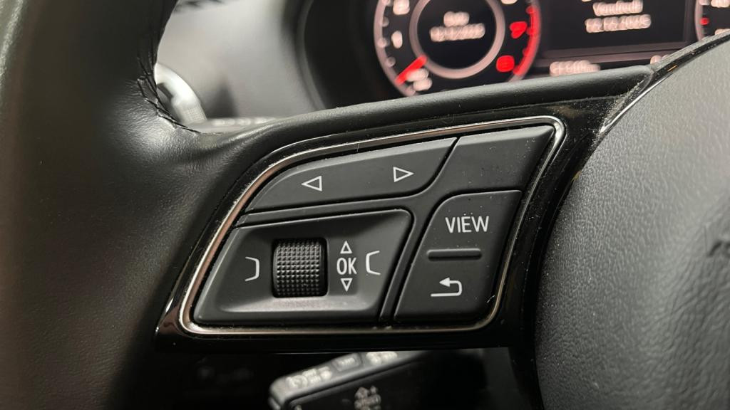 AUDI Q2  1.0 30 TFSI - 110  Design PHASE 2