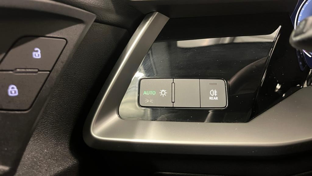 AUDI A3 SPORTBACK 2.0 30 TDI - 116 - S-Tronic 7  8Y Business Line