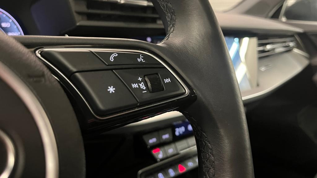 AUDI A3 SPORTBACK 2.0 30 TDI - 116 - S-Tronic 7  8Y Business Line