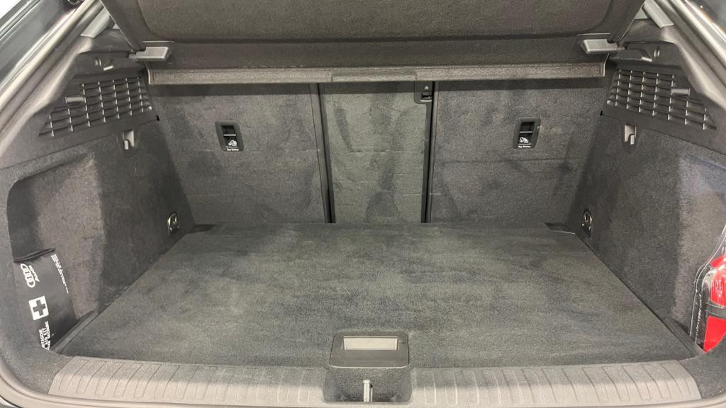 AUDI A3 SPORTBACK 2.0 30 TDI - 116 - S-Tronic 7  8Y Business Line