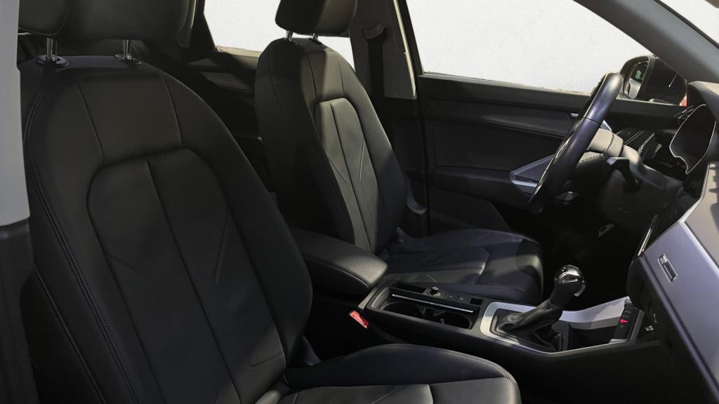 AUDI Q3 TFSI 150 S-tronic Business Line - Cuir - Keyless