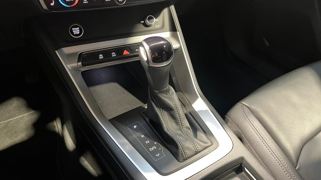 AUDI Q3 TFSI 150 S-tronic Business Line - Cuir - Keyless