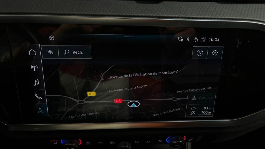 AUDI Q3 TFSI 150 S-tronic Business Line - Cuir - Keyless