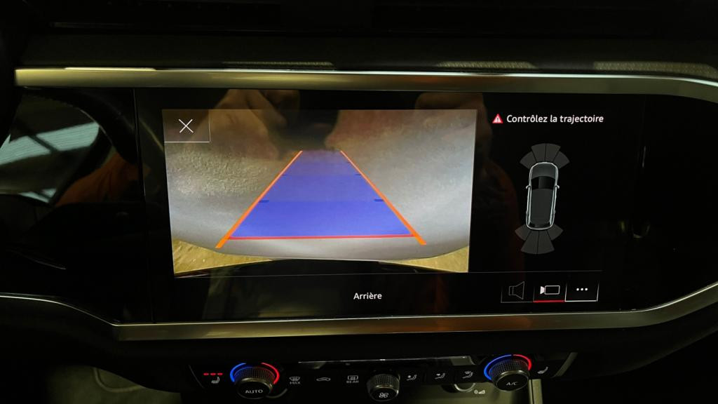 AUDI Q3 TFSI 150 S-tronic Business Line - Cuir - Keyless