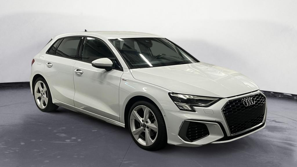 Nouvelle AUDI A3 SPORTBACK 1.5 35 TFSI - 150 - S-Tronic 7  8Y SPORTBACK S line