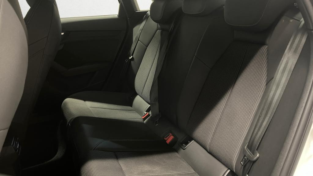 Nouvelle AUDI A3 SPORTBACK 1.5 35 TFSI - 150 - S-Tronic 7  8Y SPORTBACK S line