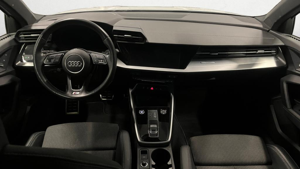 Nouvelle AUDI A3 SPORTBACK 1.5 35 TFSI - 150 - S-Tronic 7  8Y SPORTBACK S line