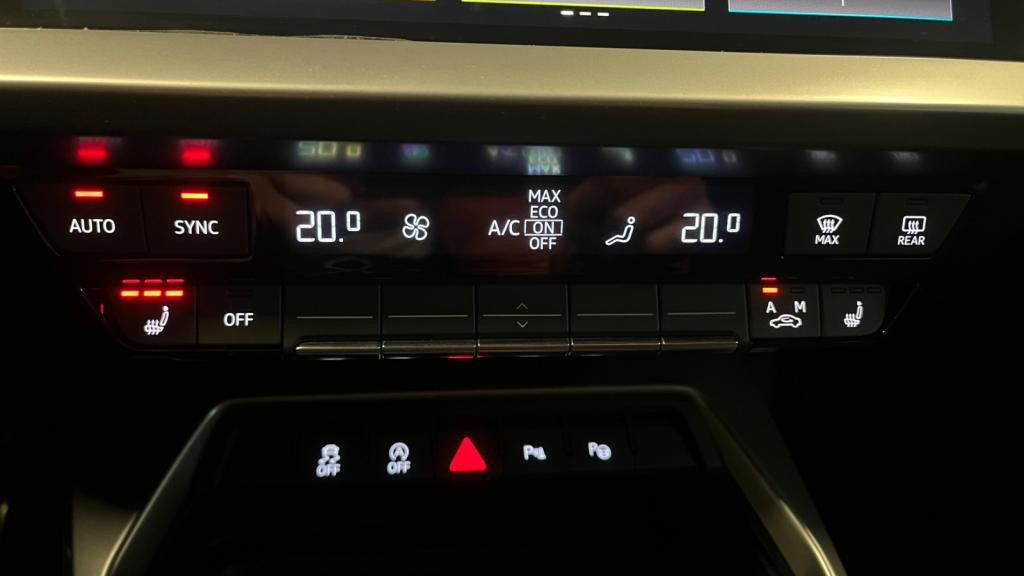 Nouvelle AUDI A3 SPORTBACK 1.5 35 TFSI - 150 - S-Tronic 7  8Y SPORTBACK S line