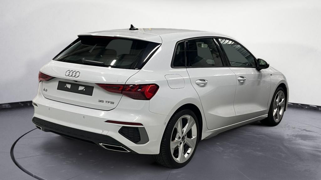 Nouvelle AUDI A3 SPORTBACK 1.5 35 TFSI - 150 - S-Tronic 7  8Y SPORTBACK S line