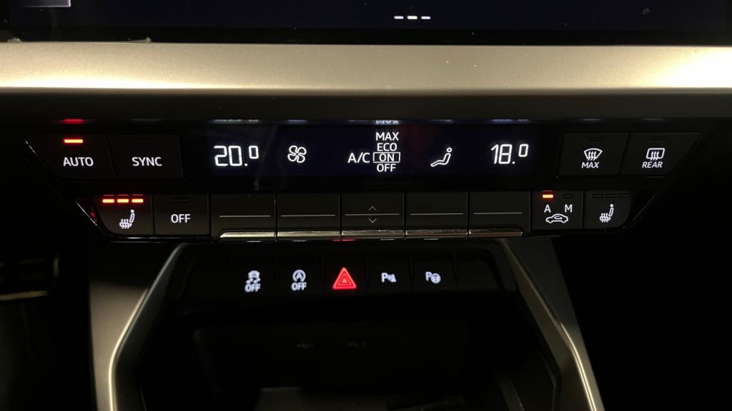 Nouvelle AUDI A3 SPORTBACK 1.5 35 TFSI - 150 - S-Tronic 7  8Y SPORTBACK S line