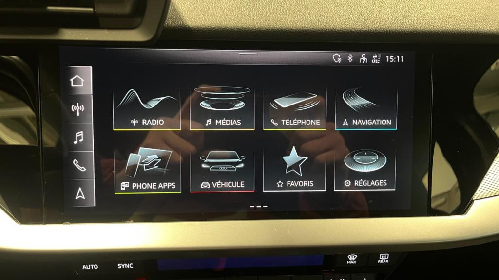 Nouvelle AUDI A3 SPORTBACK 1.5 35 TFSI - 150 - S-Tronic 7  8Y SPORTBACK S line