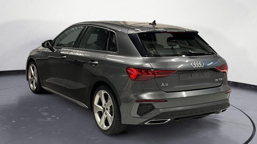Nouvelle AUDI A3 SPORTBACK 1.5 35 TFSI - 150 - S-Tronic 7  8Y SPORTBACK S line