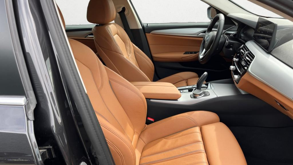 Nouvelle BMW SERIE 5 TOURING 530e touring G31 LCI Lounge PHASE 2