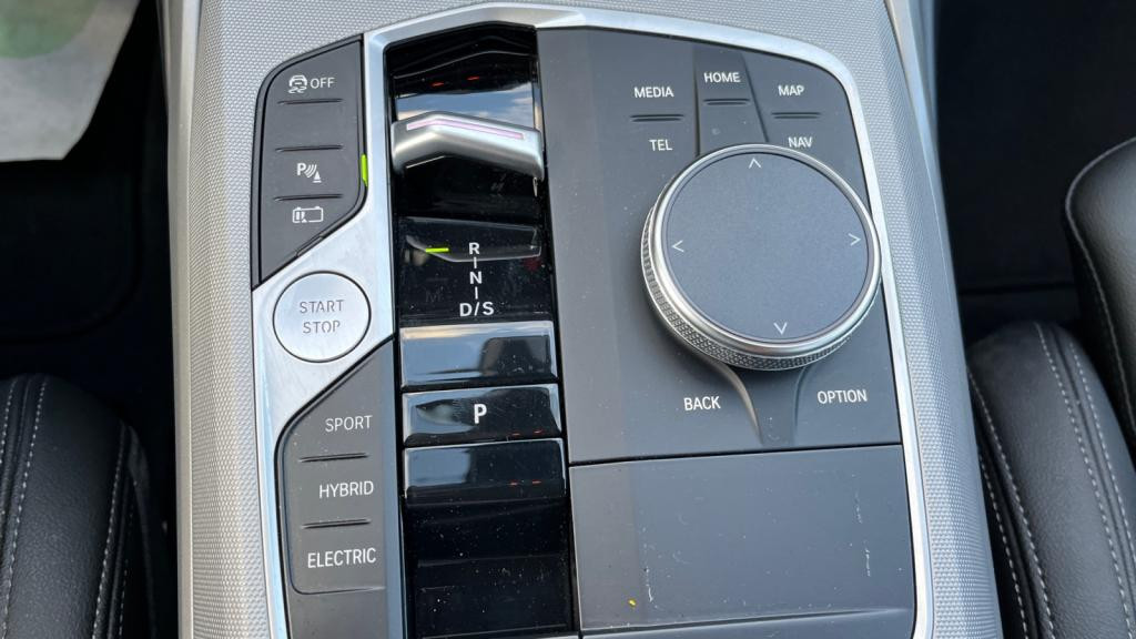 BMW SERIE 3 TOURING 320e - BVA  G21 LCI Business Design PHASE 2