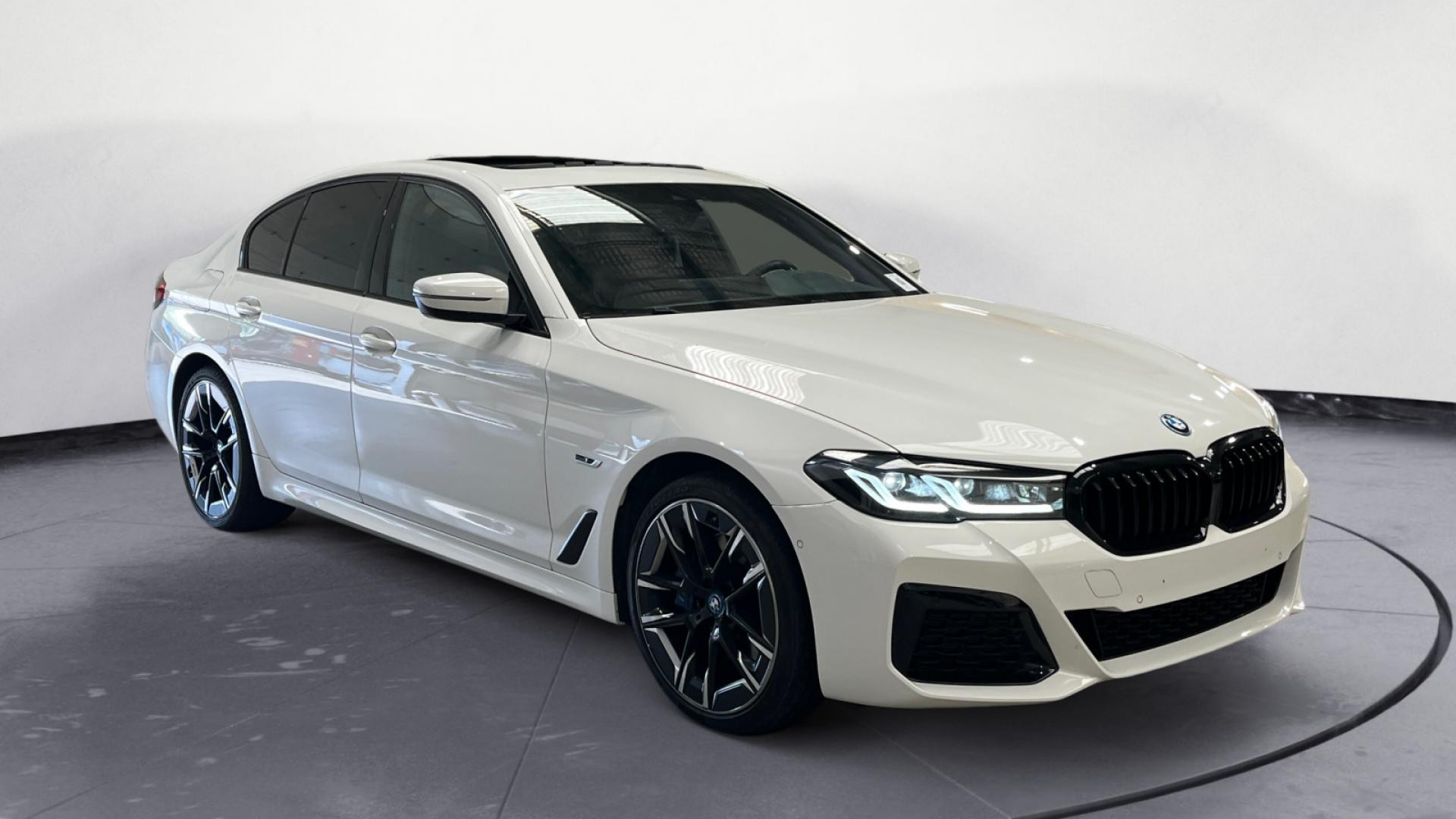 Nouvelle BMW SERIE 5 530e xDrive - Sport Steptronic  BERLINE G30 F90 LCI M Sport PHASE 2