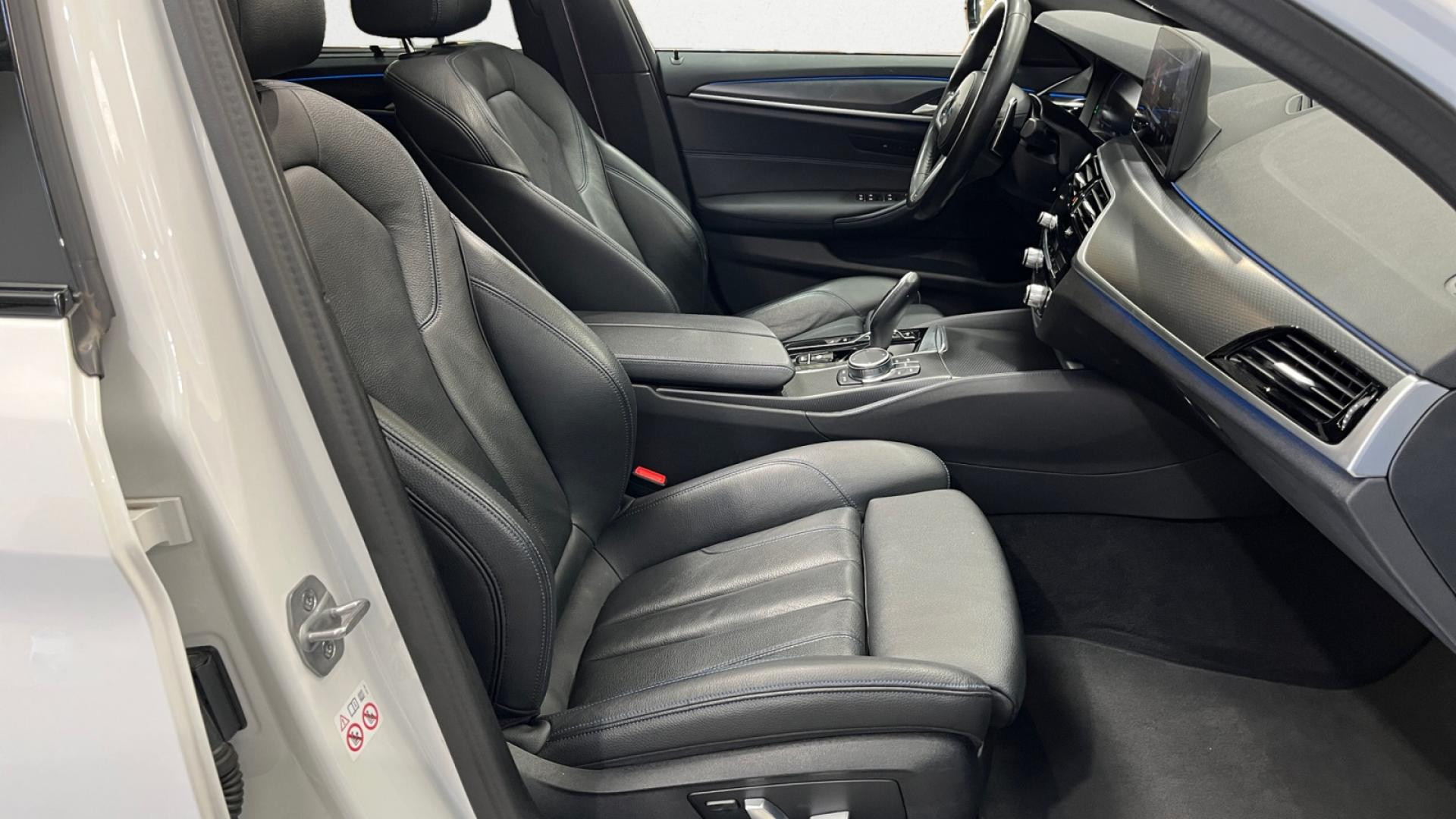 Nouvelle BMW SERIE 5 530e xDrive - Sport Steptronic  BERLINE G30 F90 LCI M Sport PHASE 2