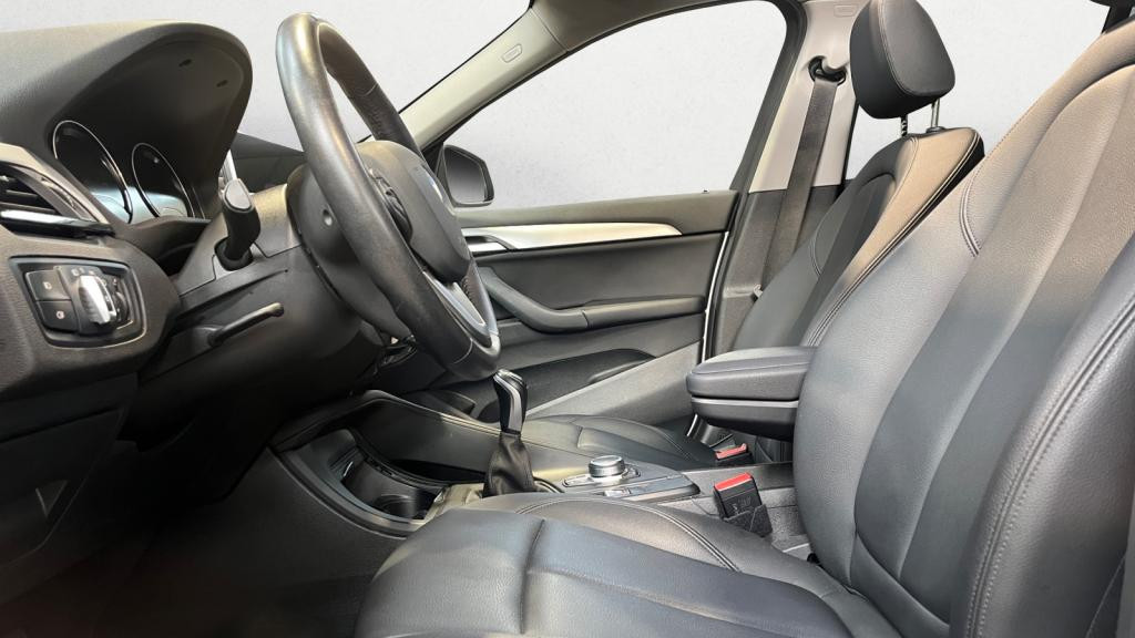 BMW X1  sDrive 18i  F48 LCI Lounge PHASE 2
