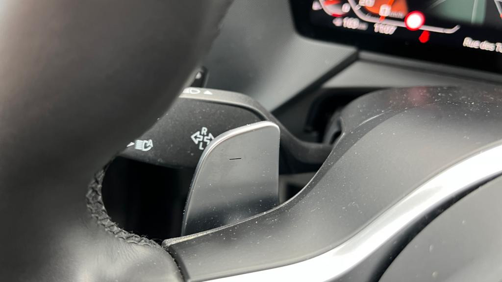 BMW SERIE 1 135i xDrive - BVA Sport  BERLINE F40 M Performance 