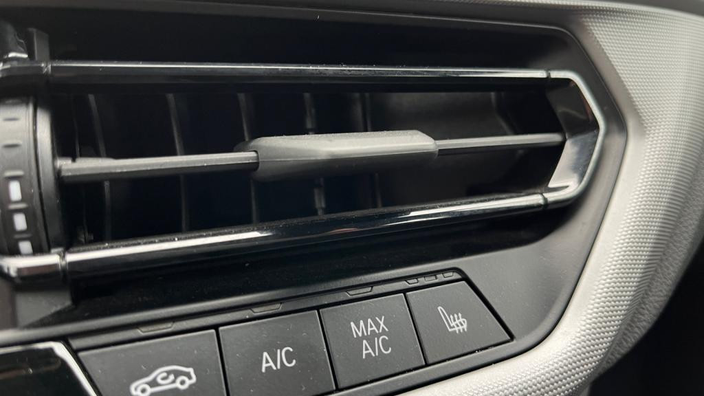 BMW SERIE 1 118i - DKG  BERLINE F40 Business Design 