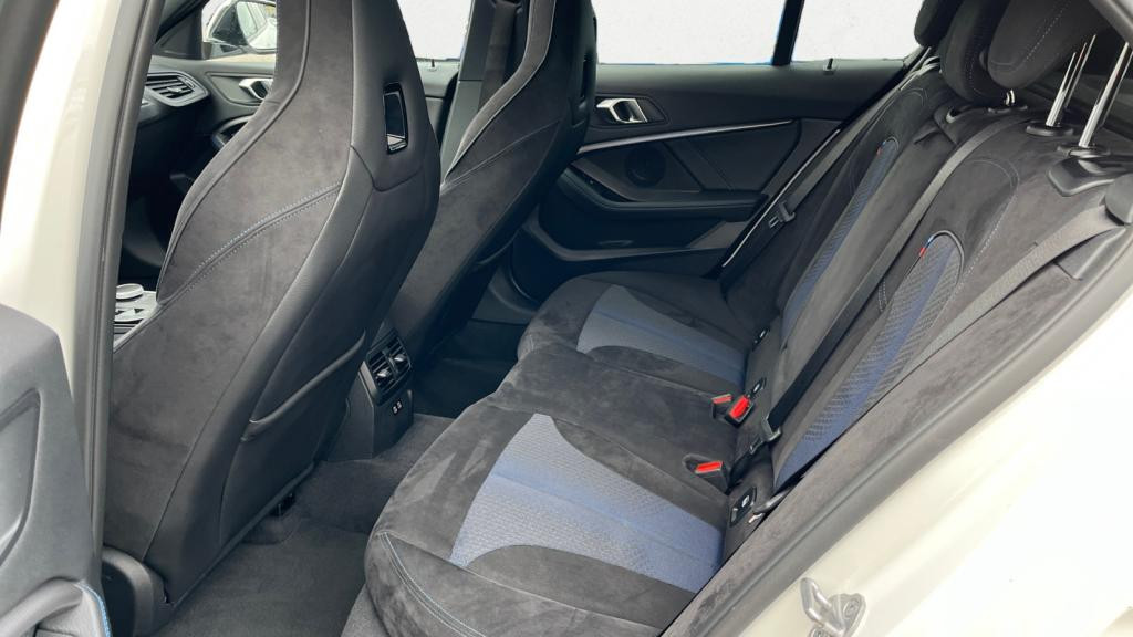 BMW SERIE 1 116d DKG F40 M Sport - Toit Ouvrant - Pack Confort 