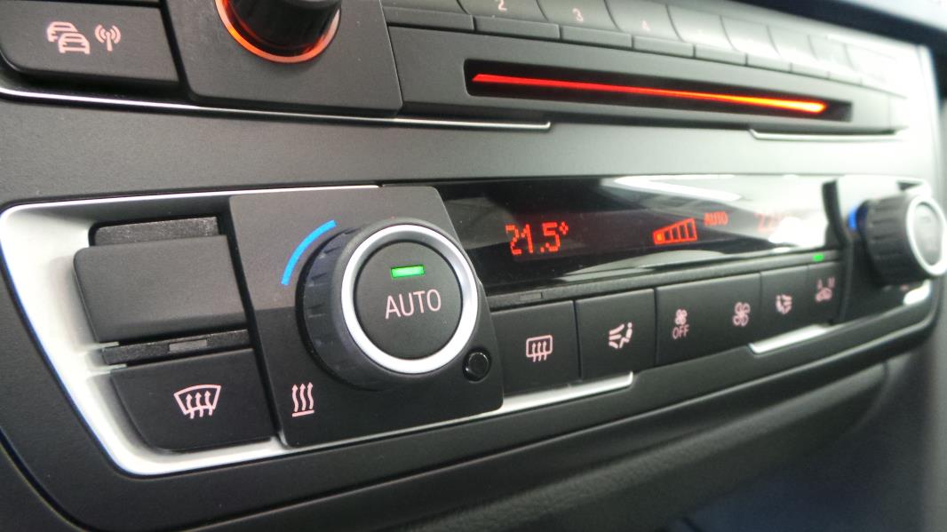 BMW SERIE 3 (F30) 318D XDRIVE 143CH M SPORT