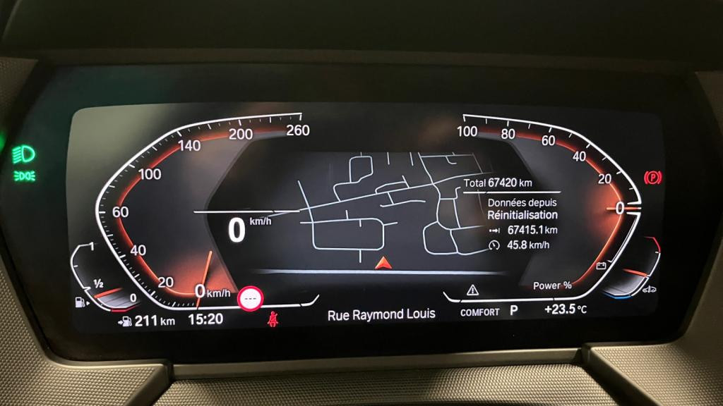 BMW SERIE 1 120i - DKG  BERLINE F40 Luxury 