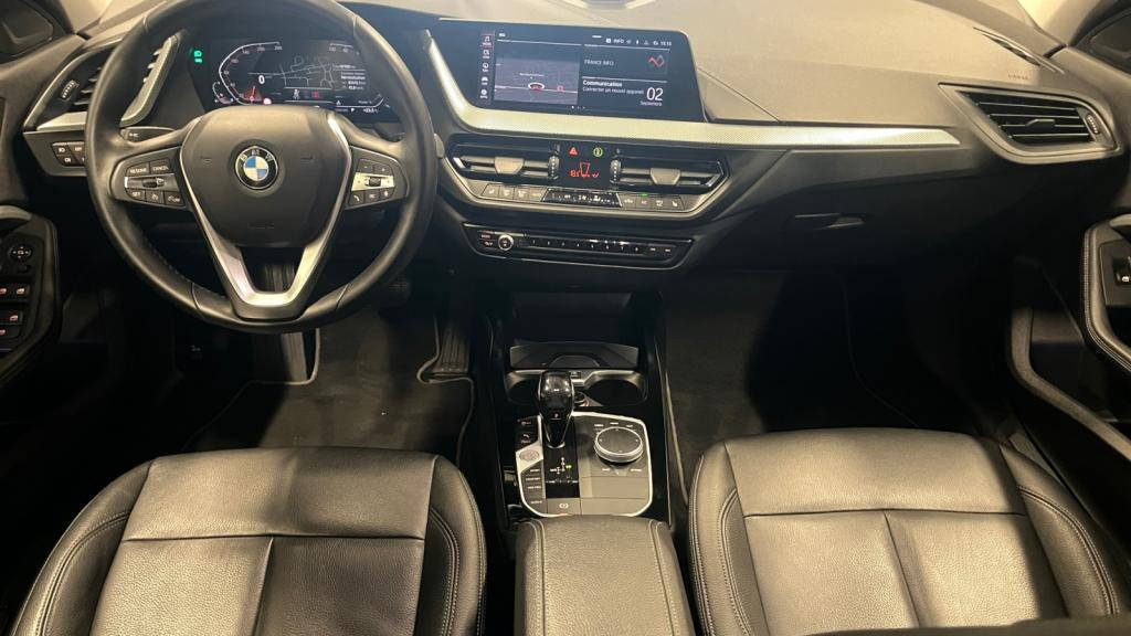 BMW SERIE 1 120i - DKG  BERLINE F40 Luxury 