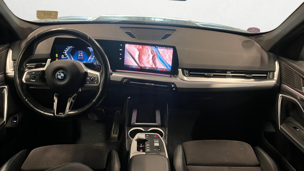 Nouvelle BMW X1  xDrive 25e - DKG Palettes  U11 M Sport 